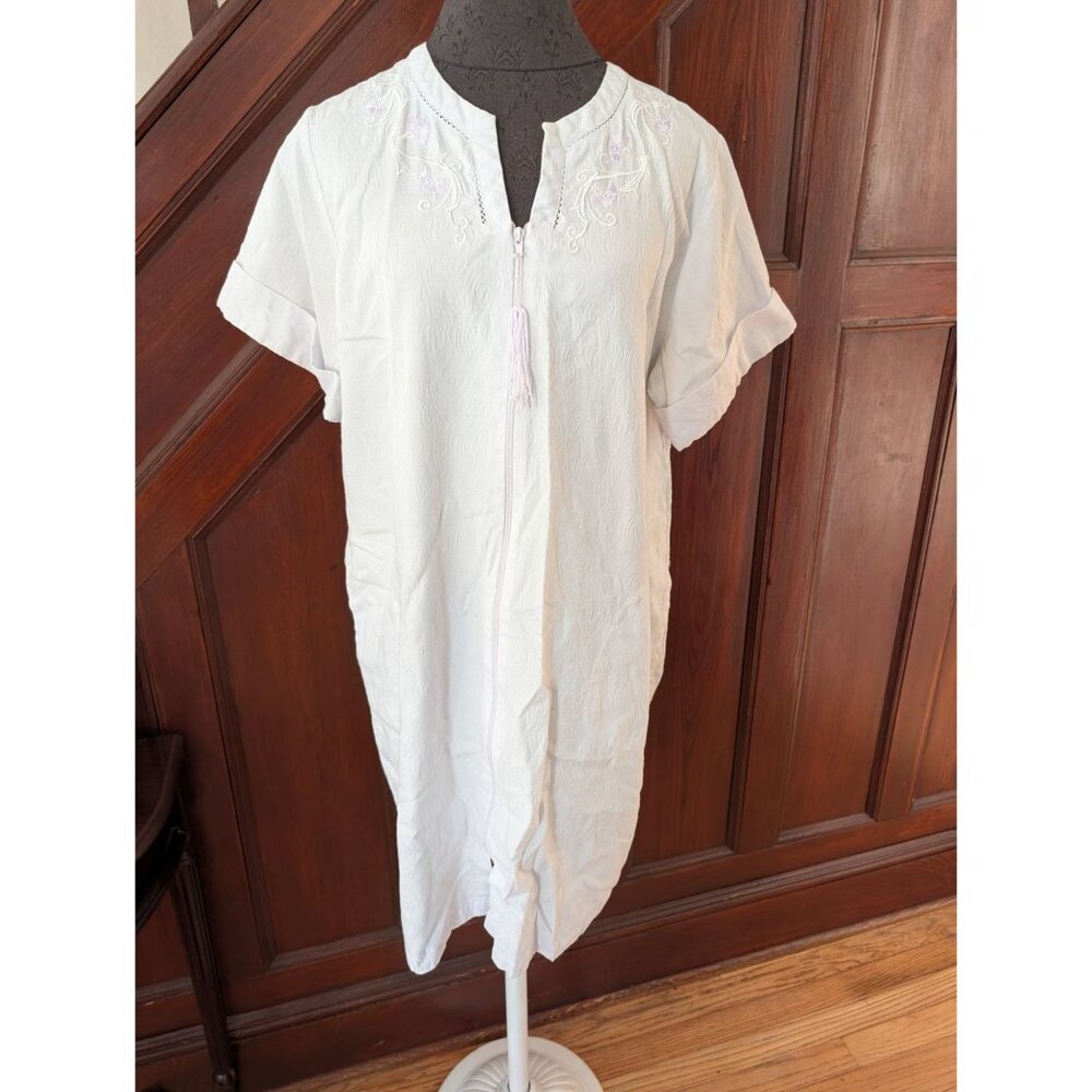 Miss Elaines PurpleFloral Embroidered Zip-Up Nightgown Tassel Pull XL